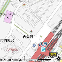 青森県八戸市尻内町内矢沢26-4周辺の地図
