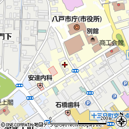 青森県八戸市馬場町4周辺の地図