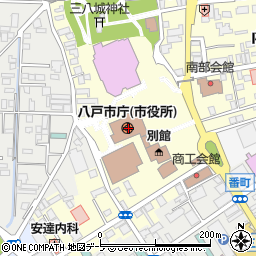 八戸市庁周辺の地図
