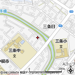 青森県八戸市尻内町下根市65周辺の地図