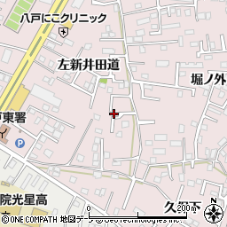 青森県八戸市白銀町左新井田道13-15周辺の地図