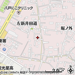 青森県八戸市白銀町左新井田道16周辺の地図