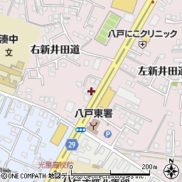 青森県八戸市白銀町右新井田道7周辺の地図