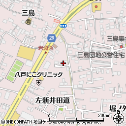 青森県八戸市白銀町左新井田道2-6周辺の地図