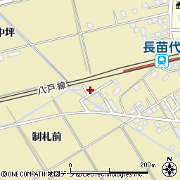 青森県八戸市長苗代制札前18周辺の地図