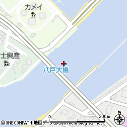 八戸大橋周辺の地図