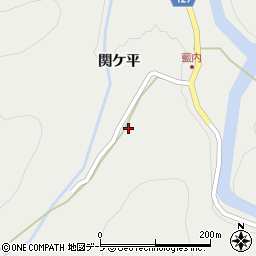 青森県弘前市藍内関ケ平38周辺の地図