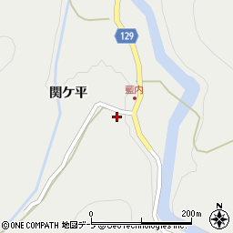 青森県弘前市藍内関ケ平42周辺の地図