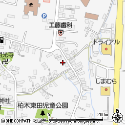 青森県平川市柏木町東田135-4周辺の地図