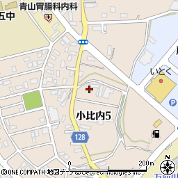 青森県弘前市小比内富田周辺の地図