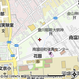 青森県弘前市南富田町3-13周辺の地図