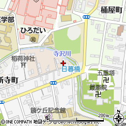 青森県弘前市北新寺町2-1周辺の地図