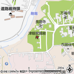 津軽家霊廟周辺の地図