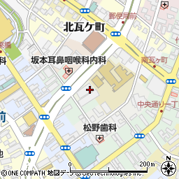 青森県弘前市中瓦ケ町1周辺の地図