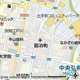 青森県弘前市鍛冶町17周辺の地図