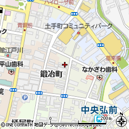 青森県弘前市新鍛冶町30周辺の地図