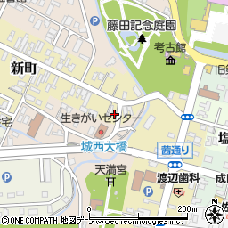 青森県弘前市新町10周辺の地図