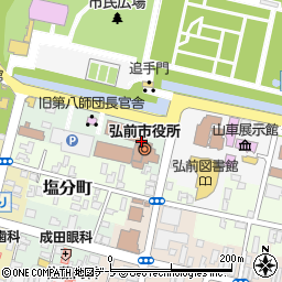 弘前市役所周辺の地図