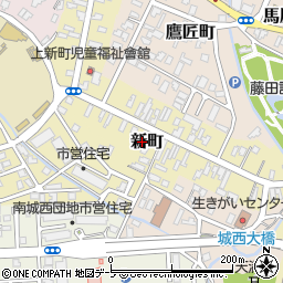 青森県弘前市新町68周辺の地図