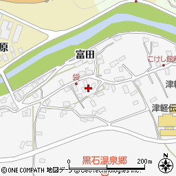 青森県黒石市袋富田9周辺の地図