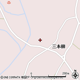 青森県弘前市百沢三本柳115-1周辺の地図