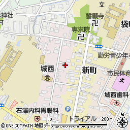 青森県弘前市西大工町56周辺の地図