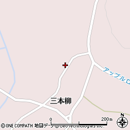 青森県弘前市百沢三本柳136周辺の地図