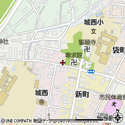 青森県弘前市西大工町68周辺の地図