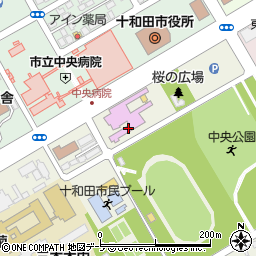 十和田市役所　教育相談室周辺の地図
