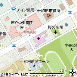 十和田市民図書館周辺の地図