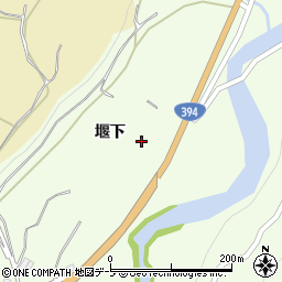 青森県黒石市南中野堰下周辺の地図