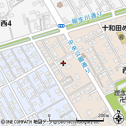 青森県十和田市西一番町13周辺の地図