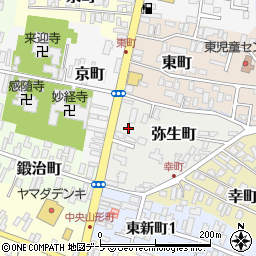 青森県黒石市弥生町15周辺の地図