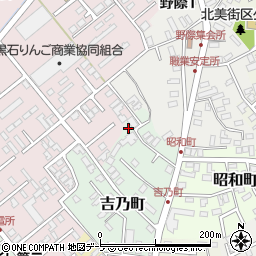 青森県黒石市吉乃町112周辺の地図