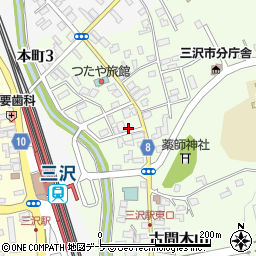 青森県三沢市古間木山68-44周辺の地図