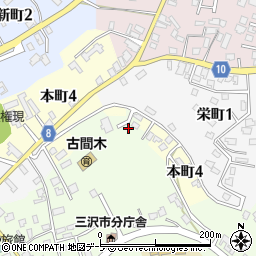 青森県三沢市古間木山142周辺の地図