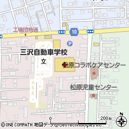 ケーズデンキ三沢店周辺の地図