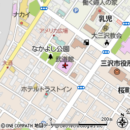 三沢市役所　武道館周辺の地図