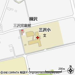 三沢市立三沢小学校周辺の地図