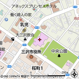 三沢市役所　中央公民館周辺の地図