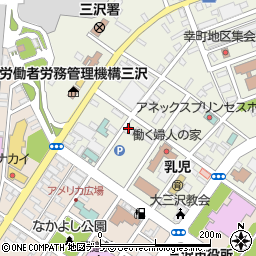 三沢市役所　市営駐車場周辺の地図