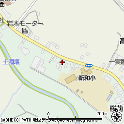 青森県弘前市青女子桜苅303-8周辺の地図