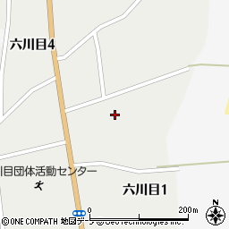青森県三沢市六川目周辺の地図