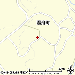 青森県西津軽郡鰺ヶ沢町湯舟町七尾107-1周辺の地図