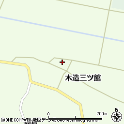 青森県つがる市木造三ツ館泰周辺の地図