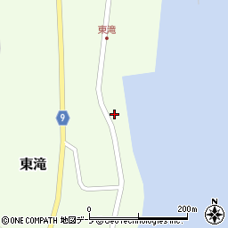 青森県東津軽郡平内町東滝滝45-2周辺の地図