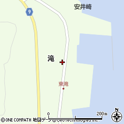 青森県東津軽郡平内町東滝滝55-8周辺の地図