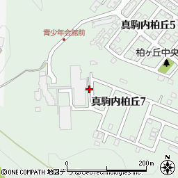 北海道札幌市南区真駒内柏丘7丁目周辺の地図