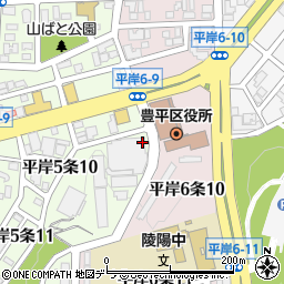 ファミリーマート札幌平岸５条店周辺の地図