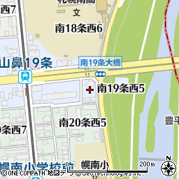 北海道札幌市中央区南１９条西5丁目周辺の地図